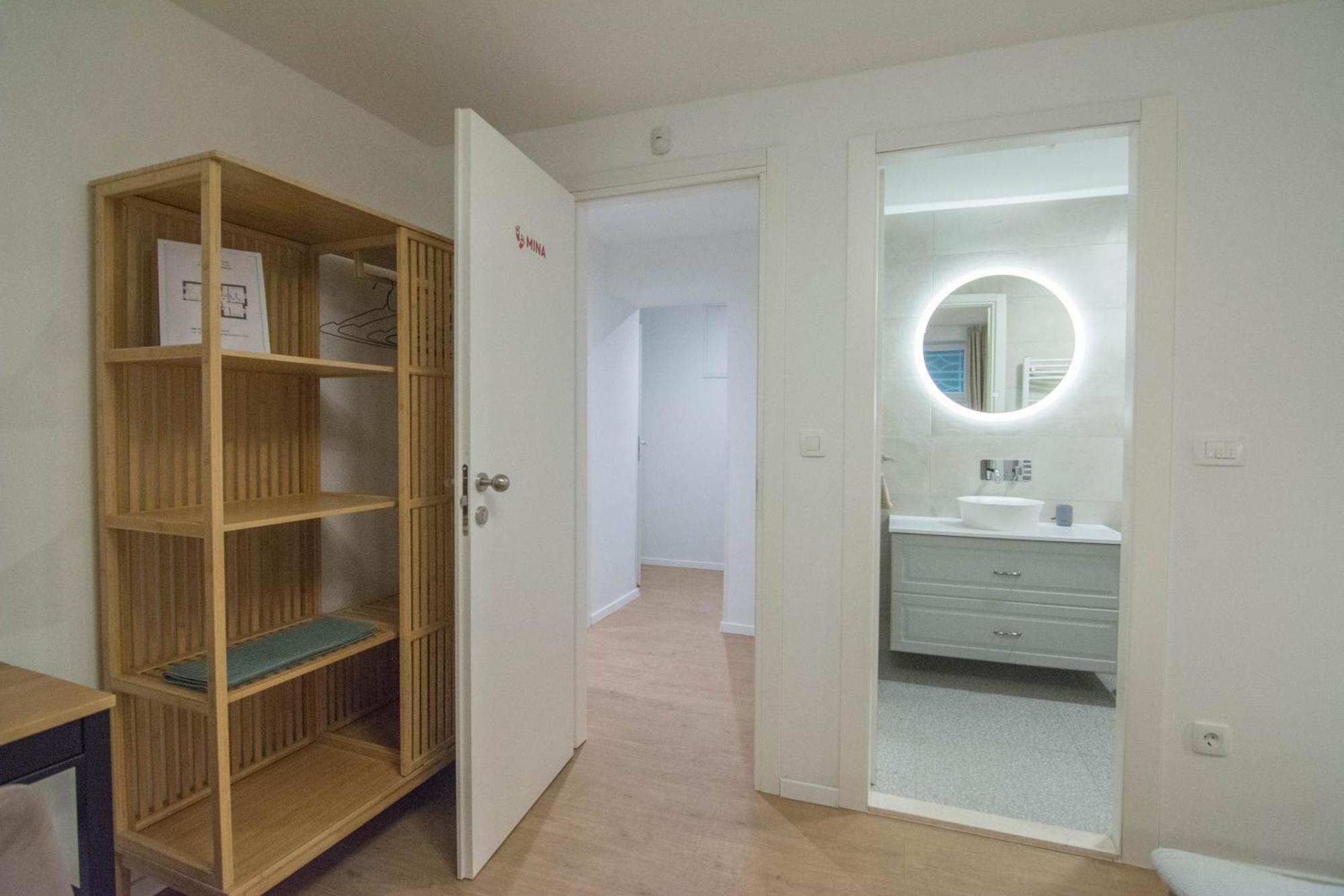 Romiru Rooms And Studio Apartment Split Eksteriør bilde