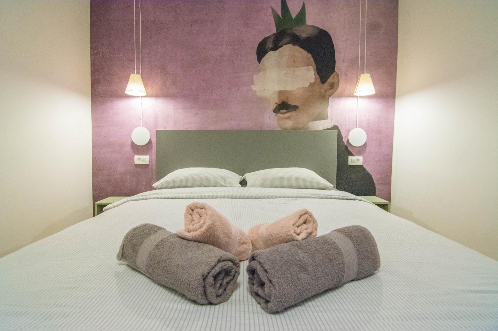 Romiru Rooms And Studio Apartment Split Eksteriør bilde