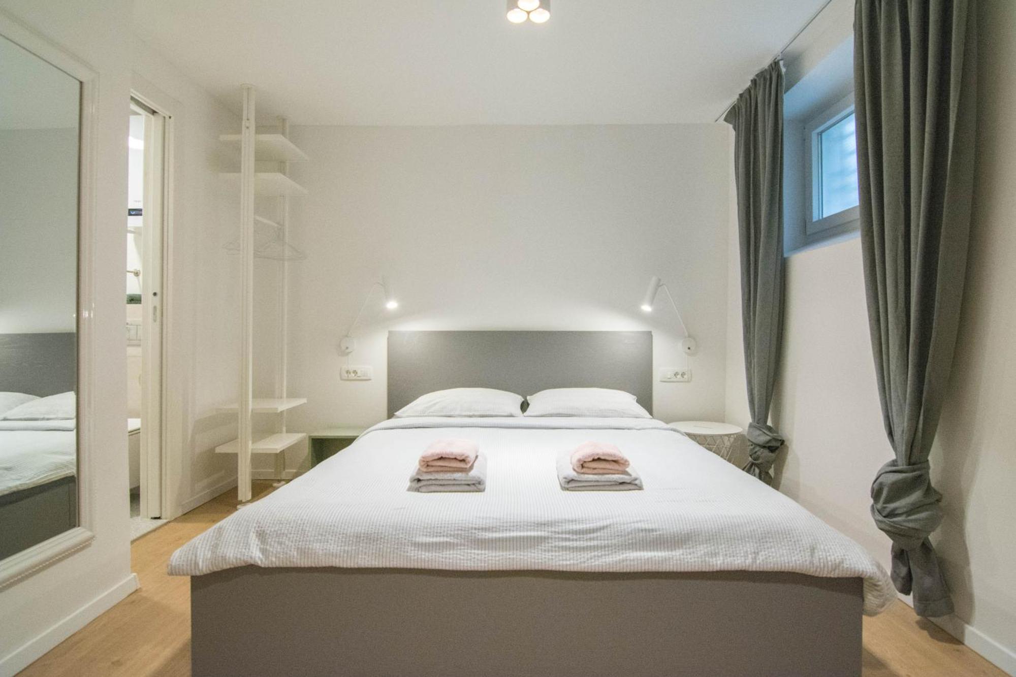 Romiru Rooms And Studio Apartment Split Eksteriør bilde